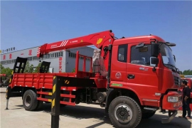 東風8噸隨車吊挖機拖車